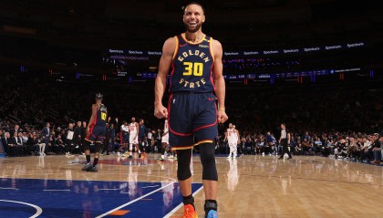 北卡洲际公路位于戴维森镇的30号出口被命名为斯蒂芬-库里立交